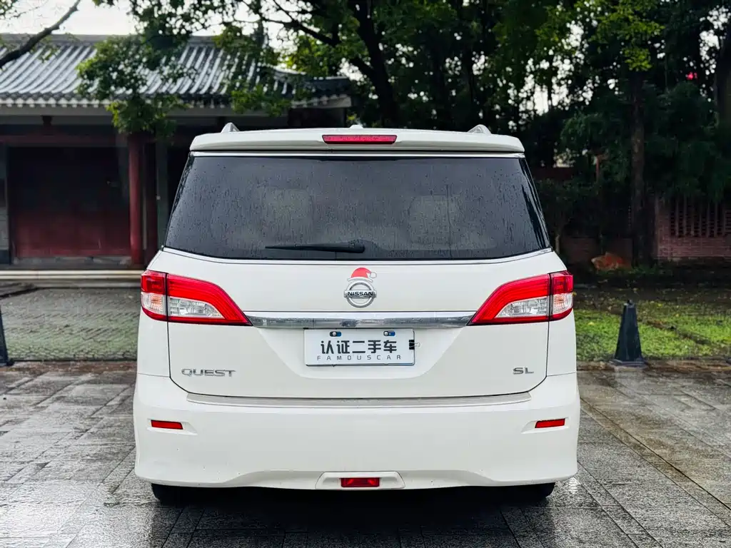 Nissan Quest — миниатюра 5