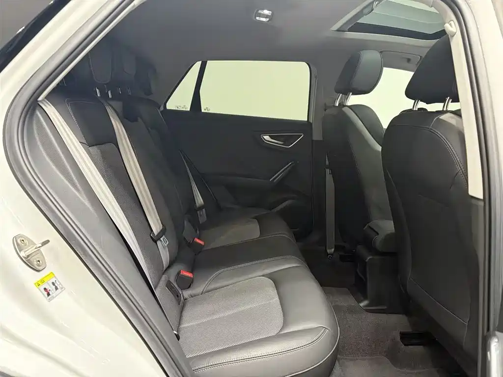 Audi Q2L — миниатюра 7