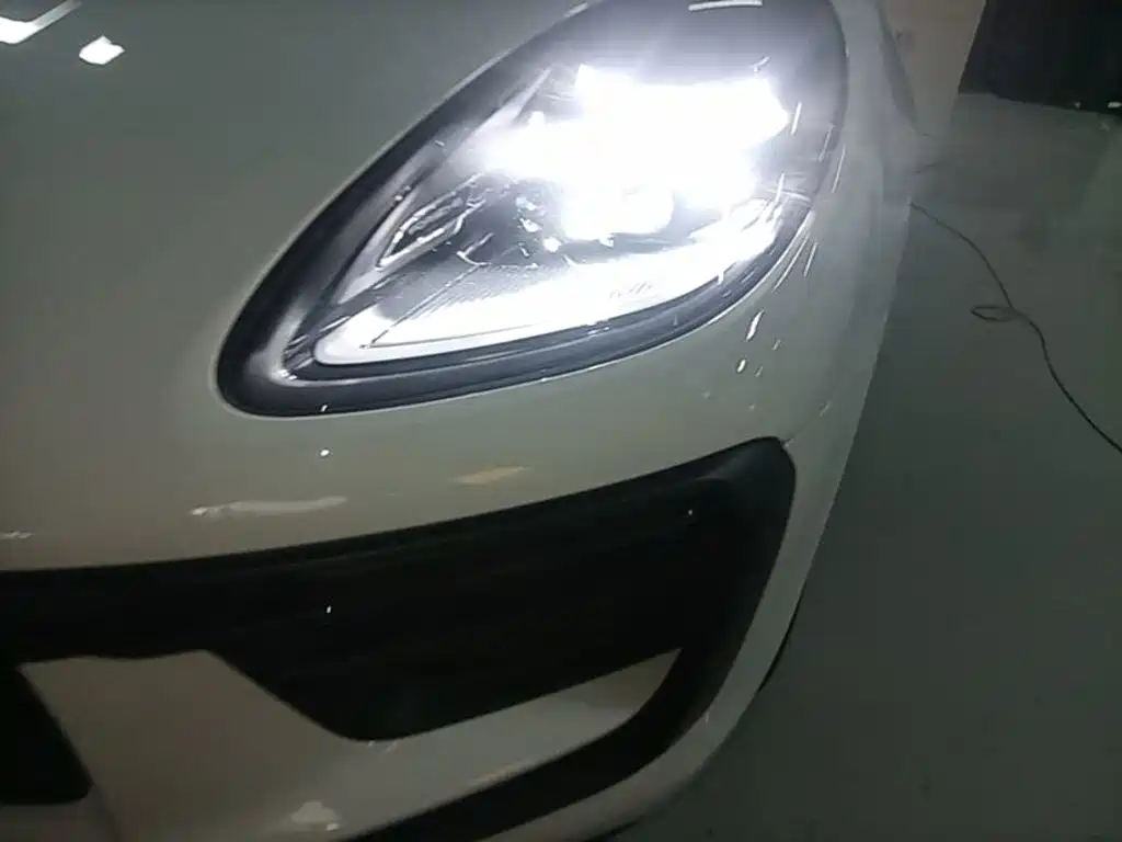 Porsche Macan — миниатюра 24
