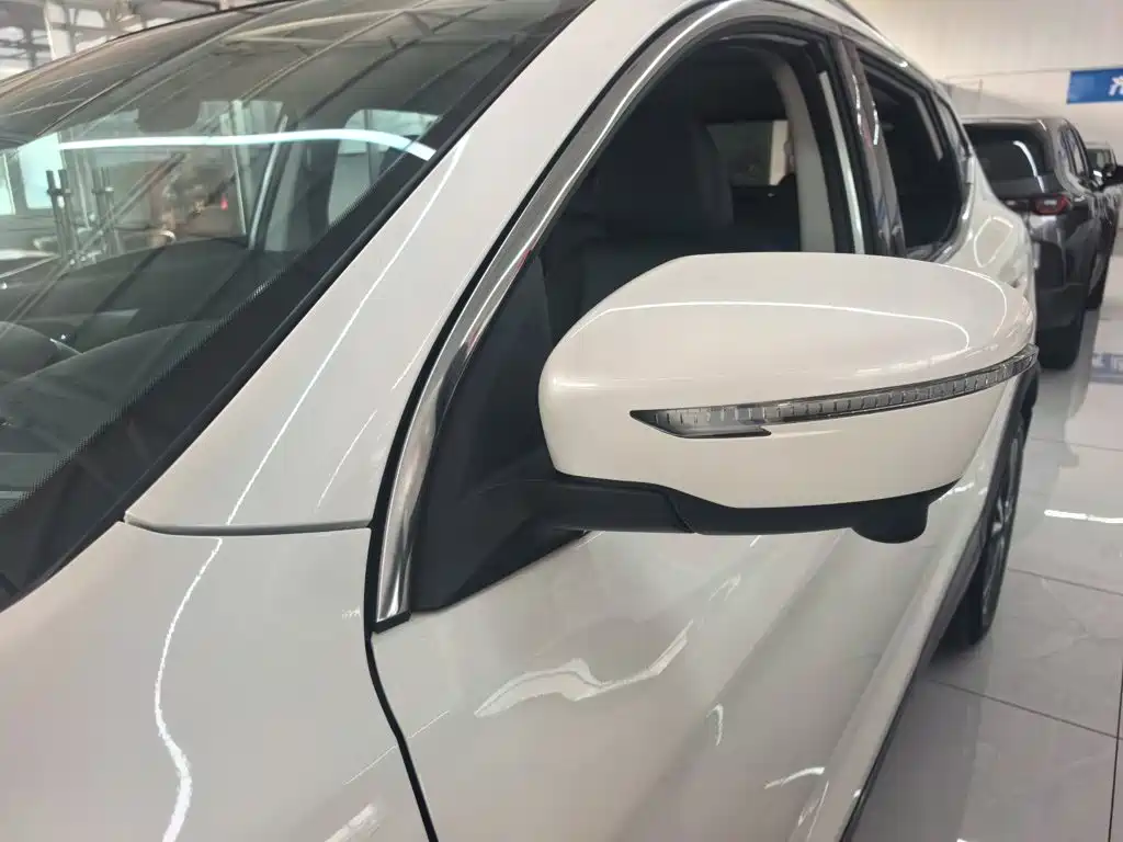 Nissan Qashqai — миниатюра 4