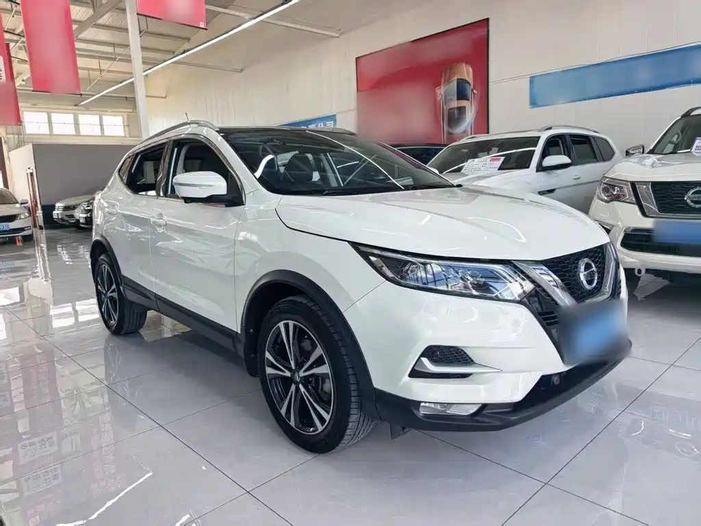 Nissan Qashqai — миниатюра 10