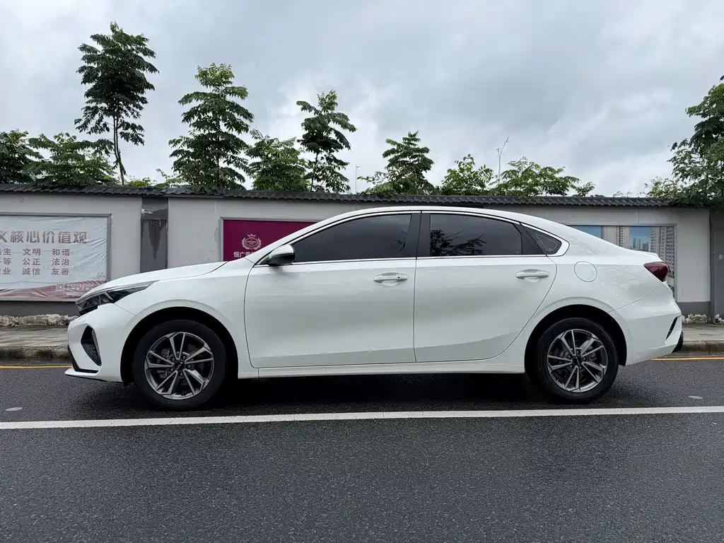 Kia K3 — миниатюра 7