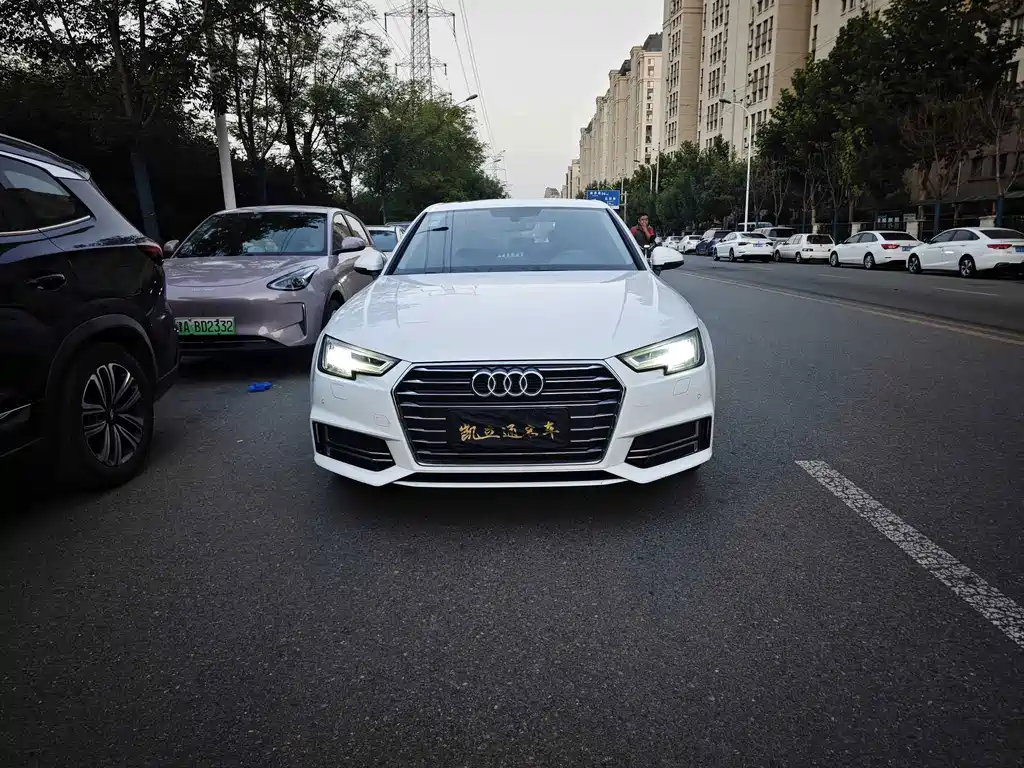 Audi A4L — миниатюра 2