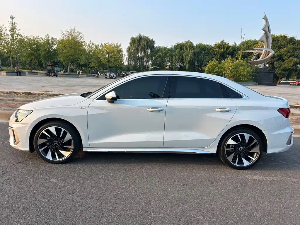 Audi A3 — миниатюра 8