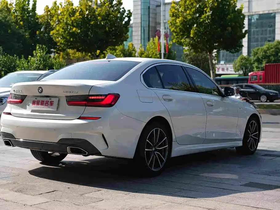 BMW 3 Series — миниатюра 16