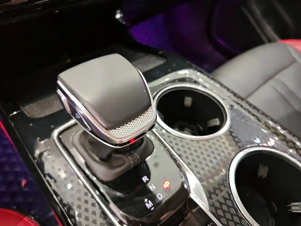 Hongqi Hongqi HS3 — миниатюра 14