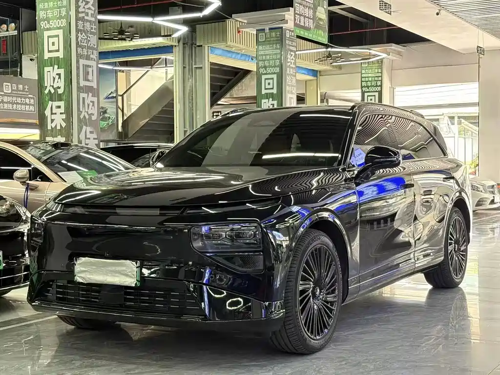 XPeng G9