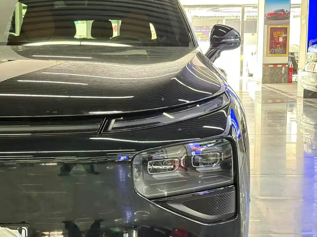 XPeng G9 — миниатюра 3