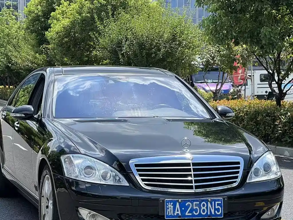 Mercedes-Benz S-Class — миниатюра 3