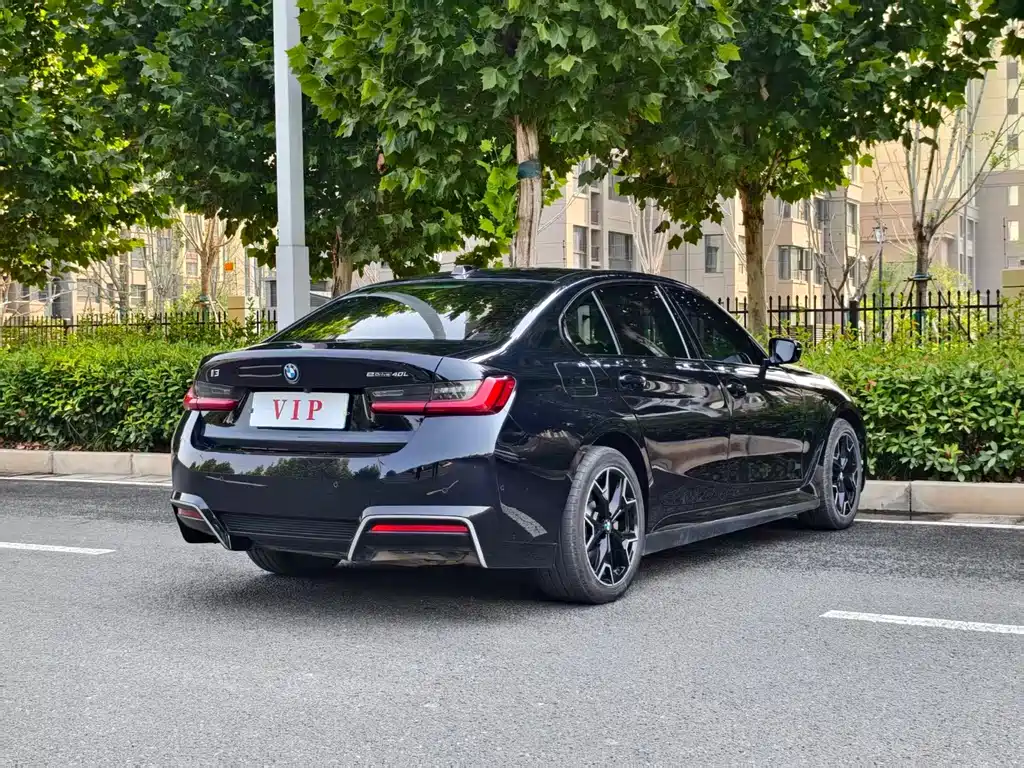 BMW i3 — миниатюра 9