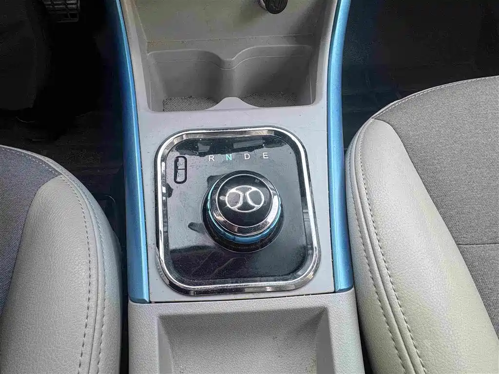 BAIC New Energy EV — миниатюра 10