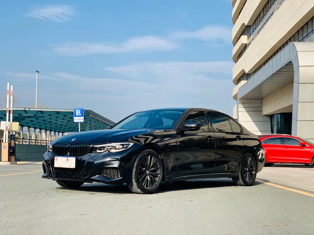 BMW 3 Series 2022