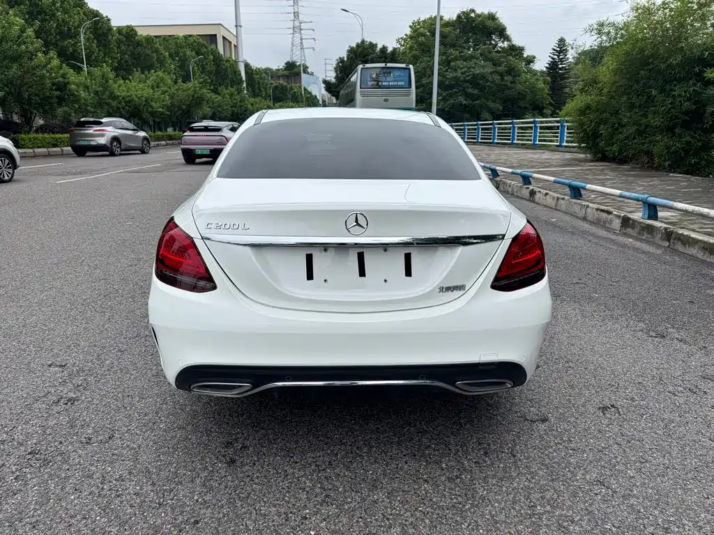 Mercedes-Benz C-Class — миниатюра 8