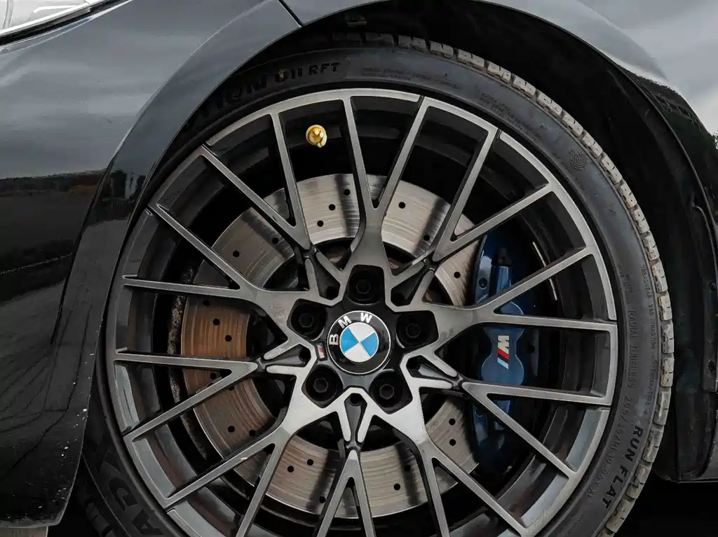 BMW M2 — миниатюра 4