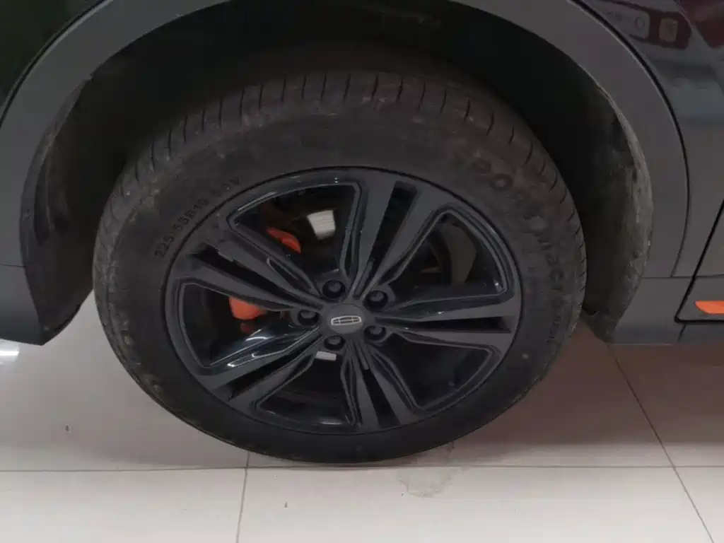 Geely Boyue — миниатюра 23