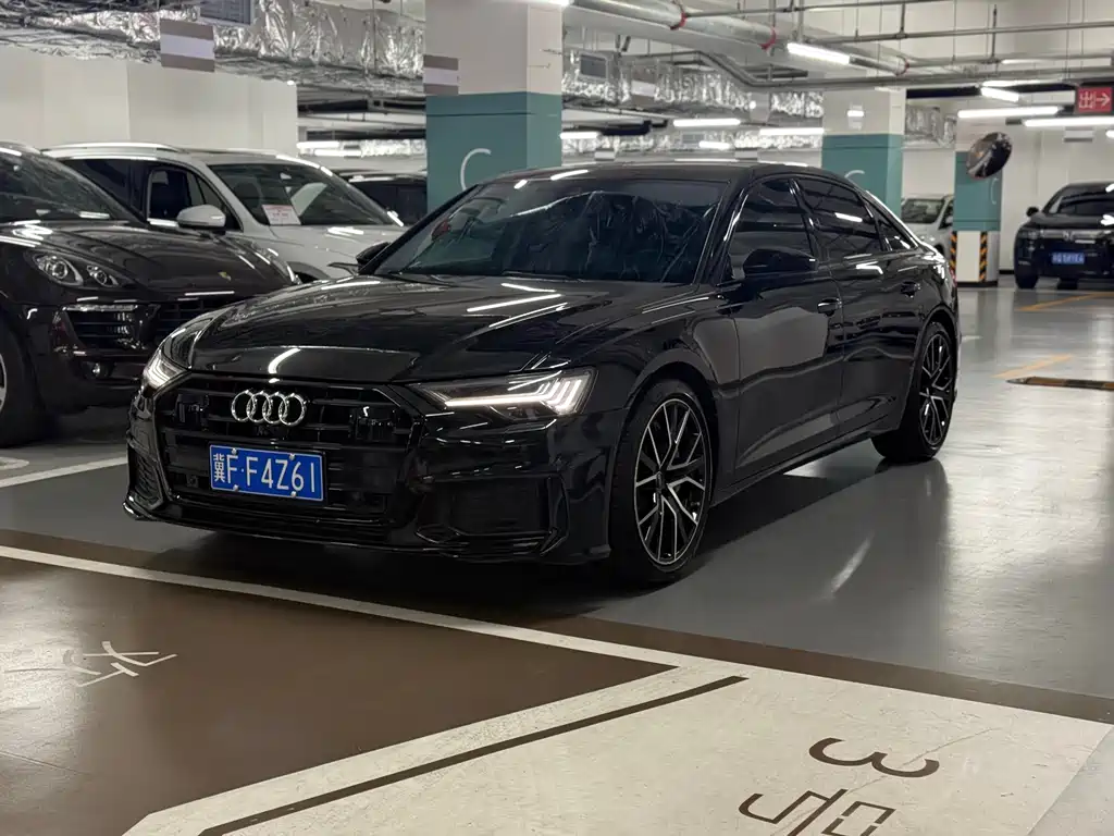 奥迪A6L 2019款 55 TFSI quattro 旗舰致雅型