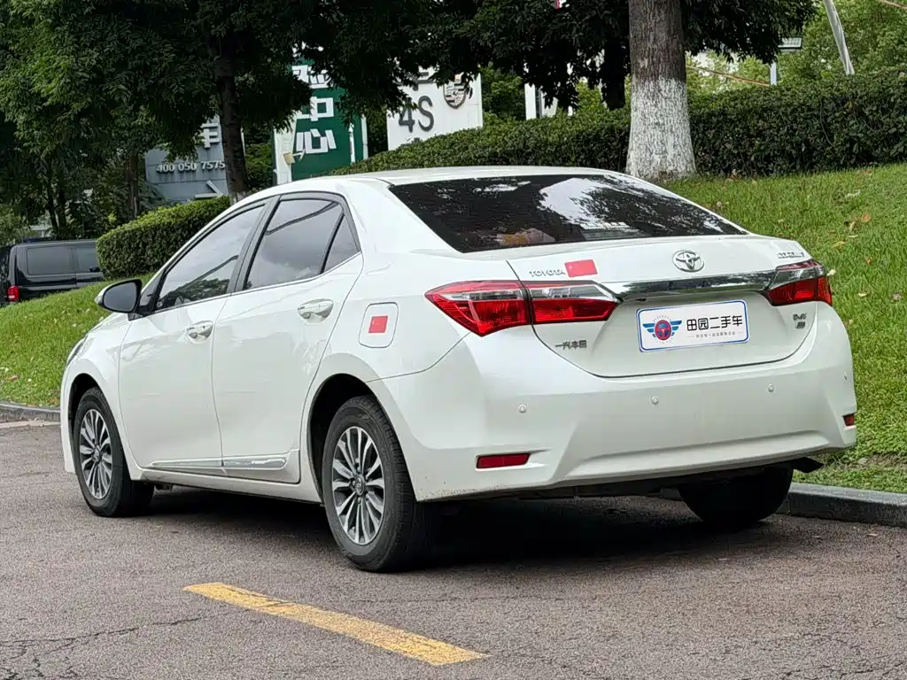 Toyota Corolla — миниатюра 4