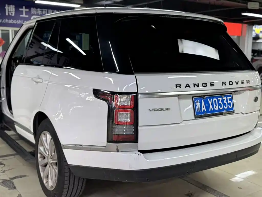 Land Rover Range Rover — миниатюра 7