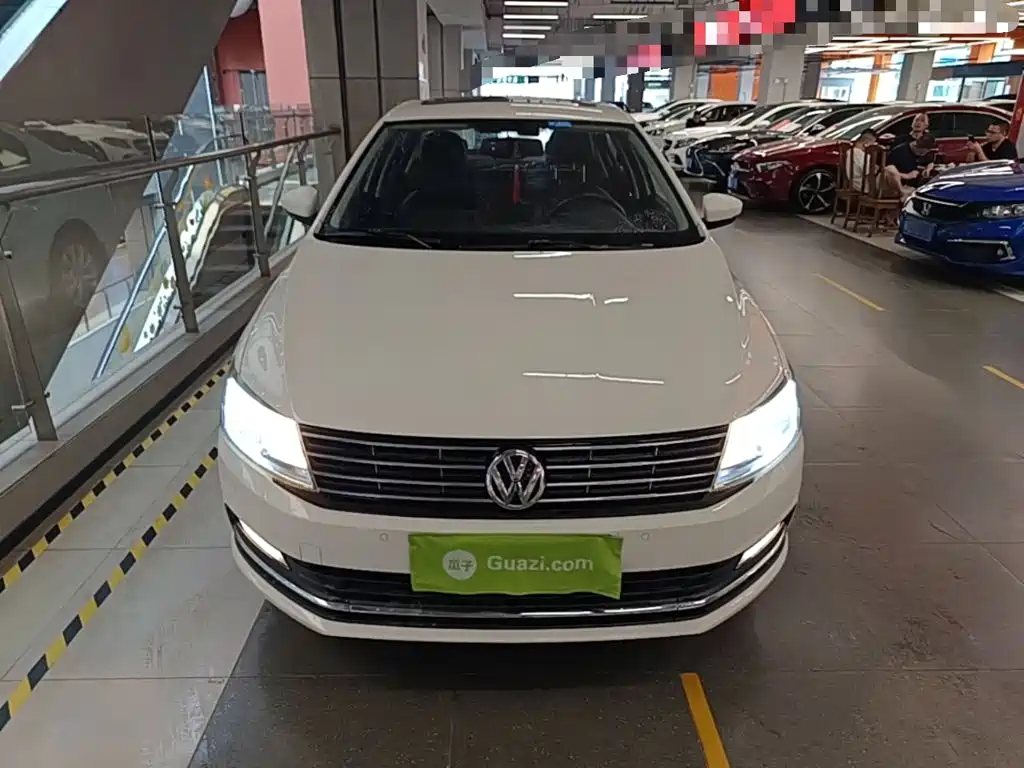Volkswagen Lavida — миниатюра 3