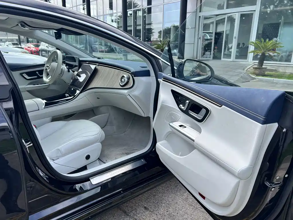 Mercedes-Benz EQE — миниатюра 3