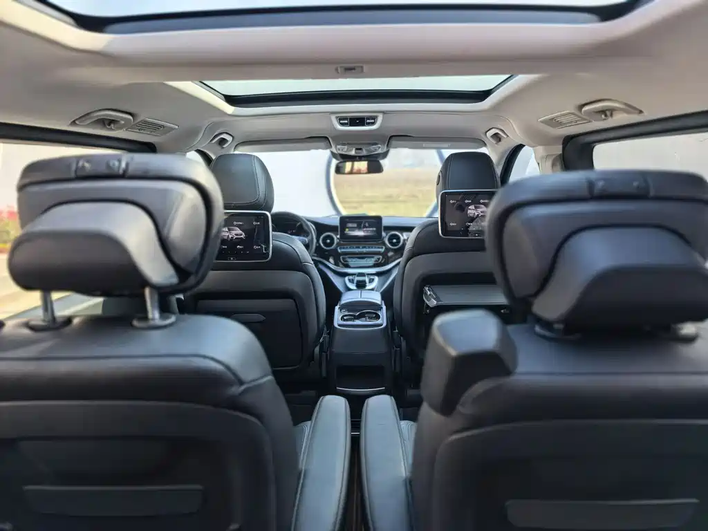 MERCEDES-BENZ V CLASS