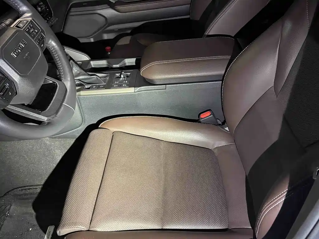 Toyota Prado — миниатюра 5