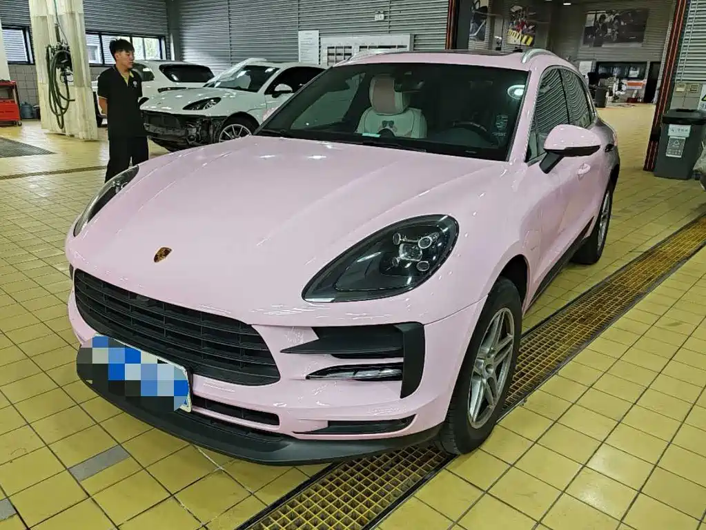Porsche Macan — миниатюра 2