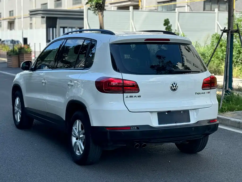 Volkswagen Tiguan — миниатюра 9