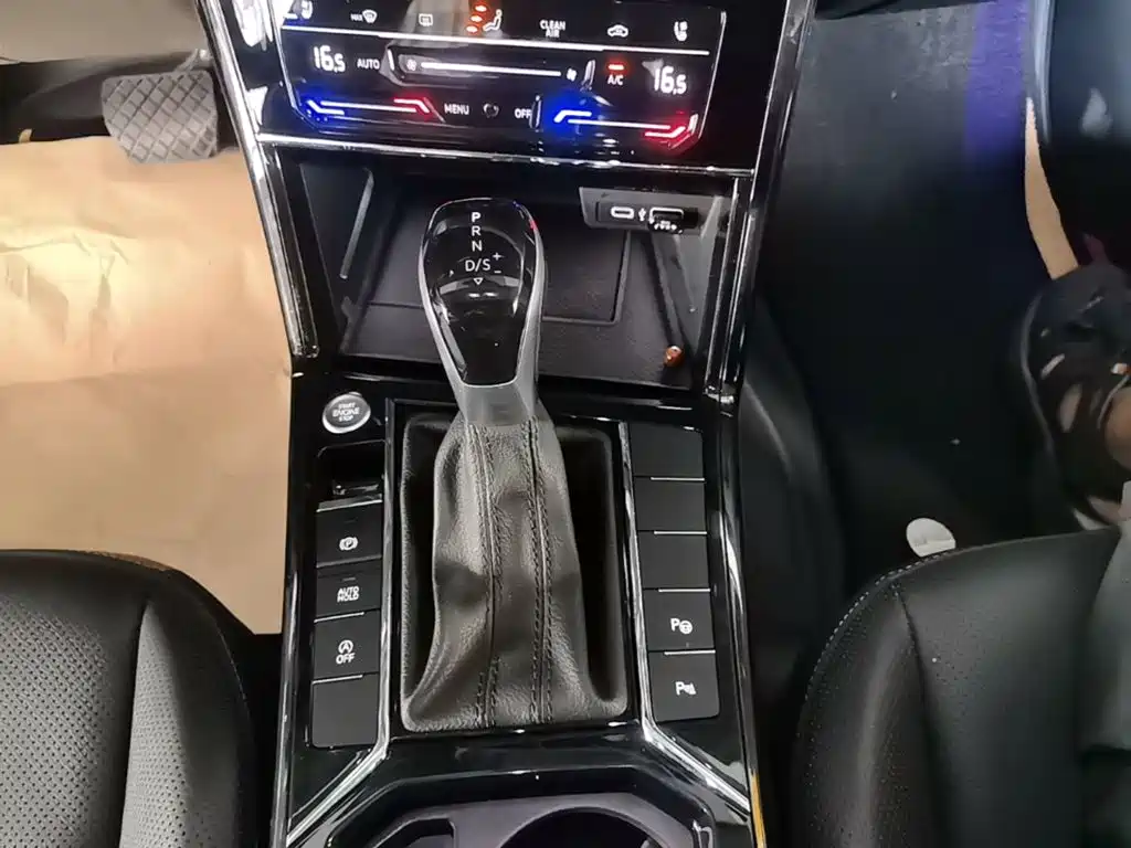Volkswagen Passat — миниатюра 14