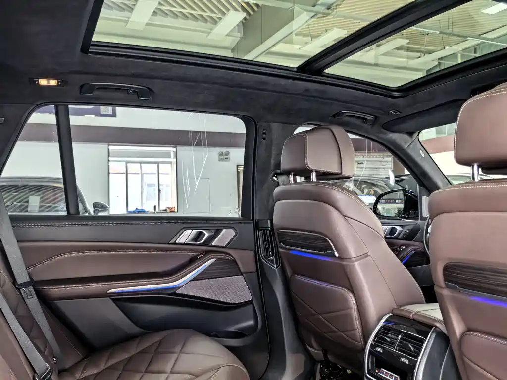 BMW X5 — миниатюра 11