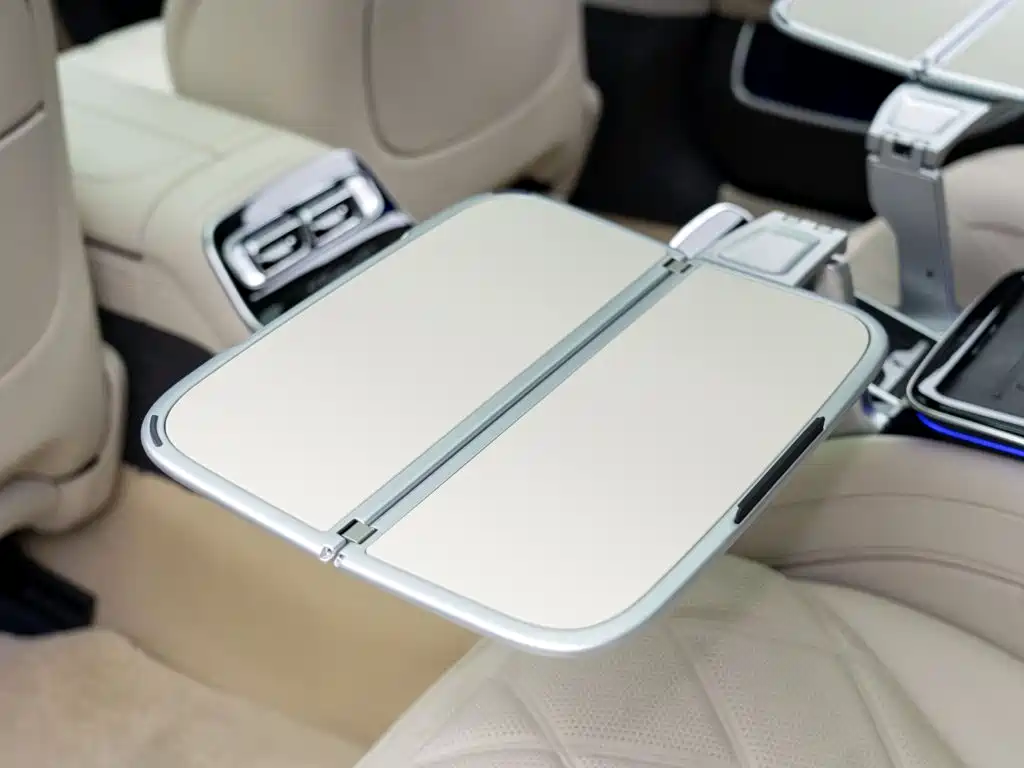 Mercedes-Benz S-Class — миниатюра 13