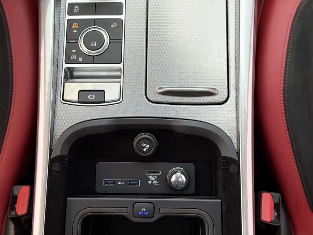 Land Rover Sport — миниатюра 6