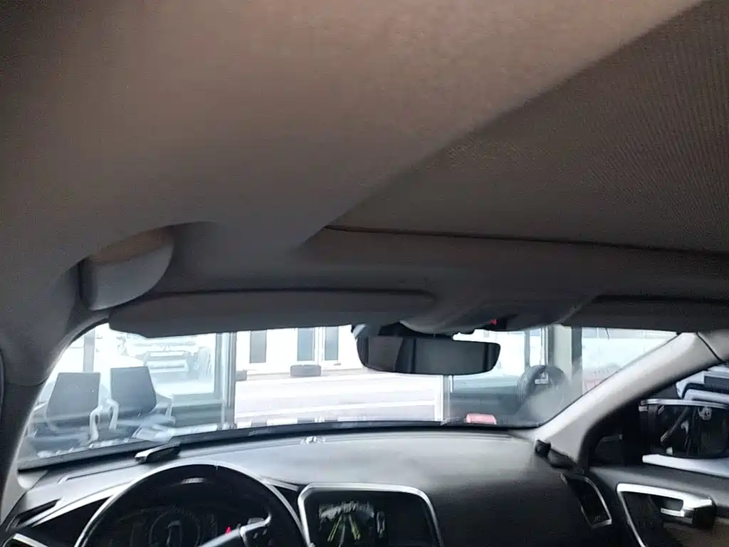 Volvo XC60 (Import) — миниатюра 18