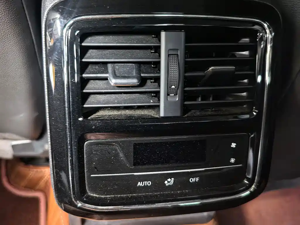 Volkswagen 帕萨特插电混动 — миниатюра 12