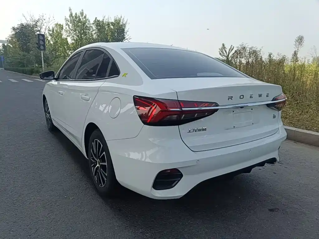 Roewe i5 — миниатюра 5