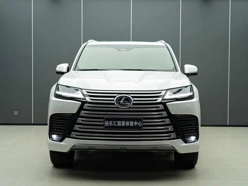 Lexus LX — миниатюра 4