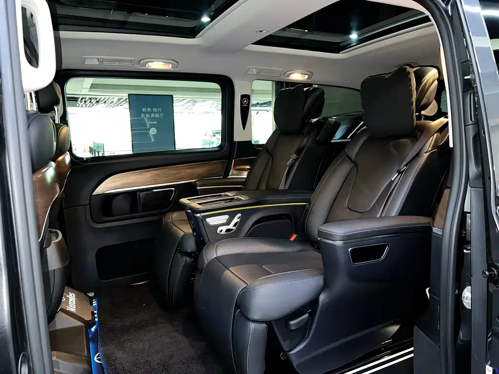 Mercedes-Benz V-Class V 2020 V 260 L Luxury