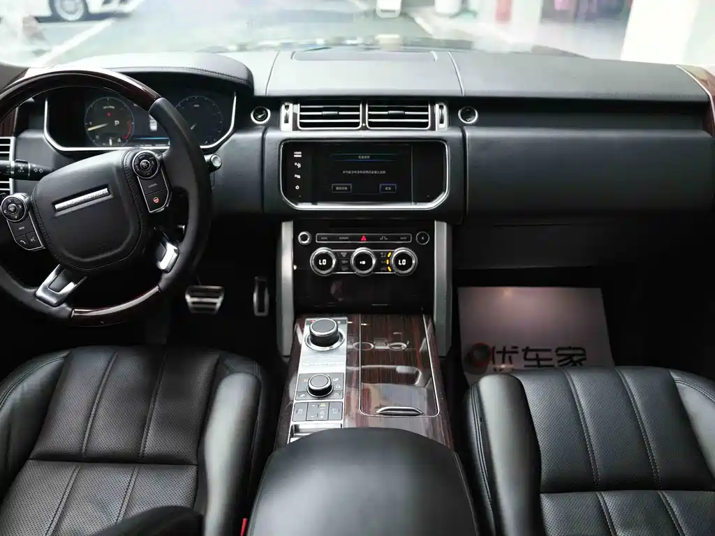 Land Rover Range Rover — миниатюра 12