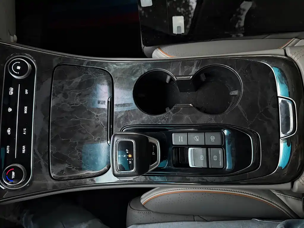 DONGFENG POPULAR YACHTS