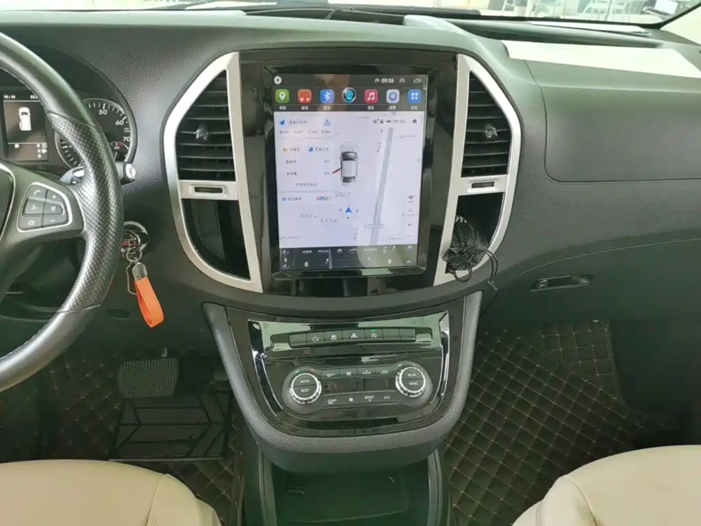 Mercedes-Benz Vito — миниатюра 13