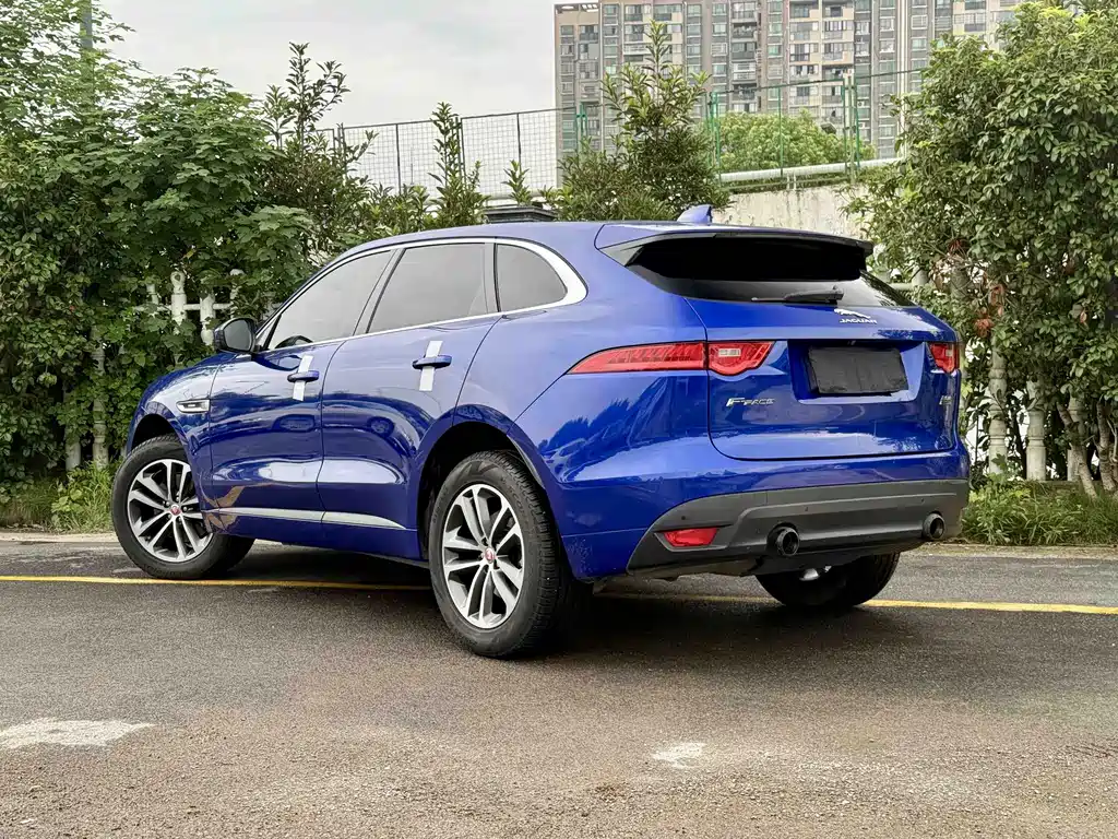 Jaguar F-PACE — миниатюра 4
