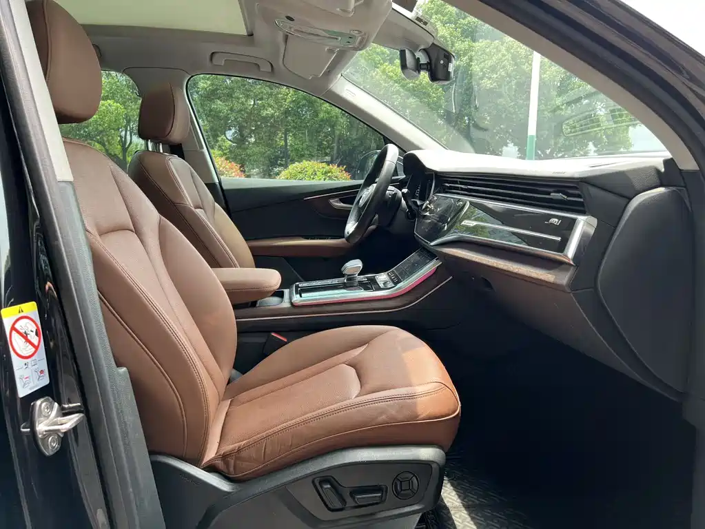 Audi Q7 2021 45 TFSI quattro S line Sport