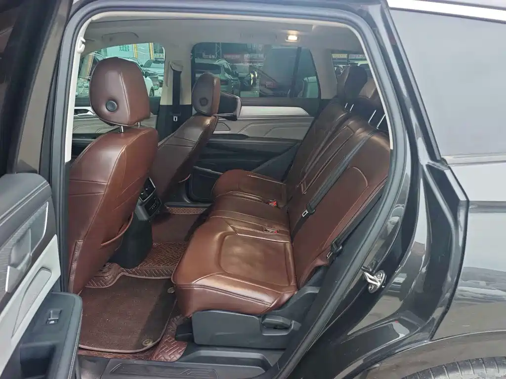 Volkswagen Tavendor — миниатюра 3