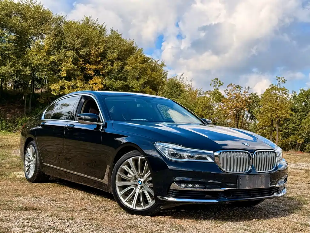BMW 7 SERIES