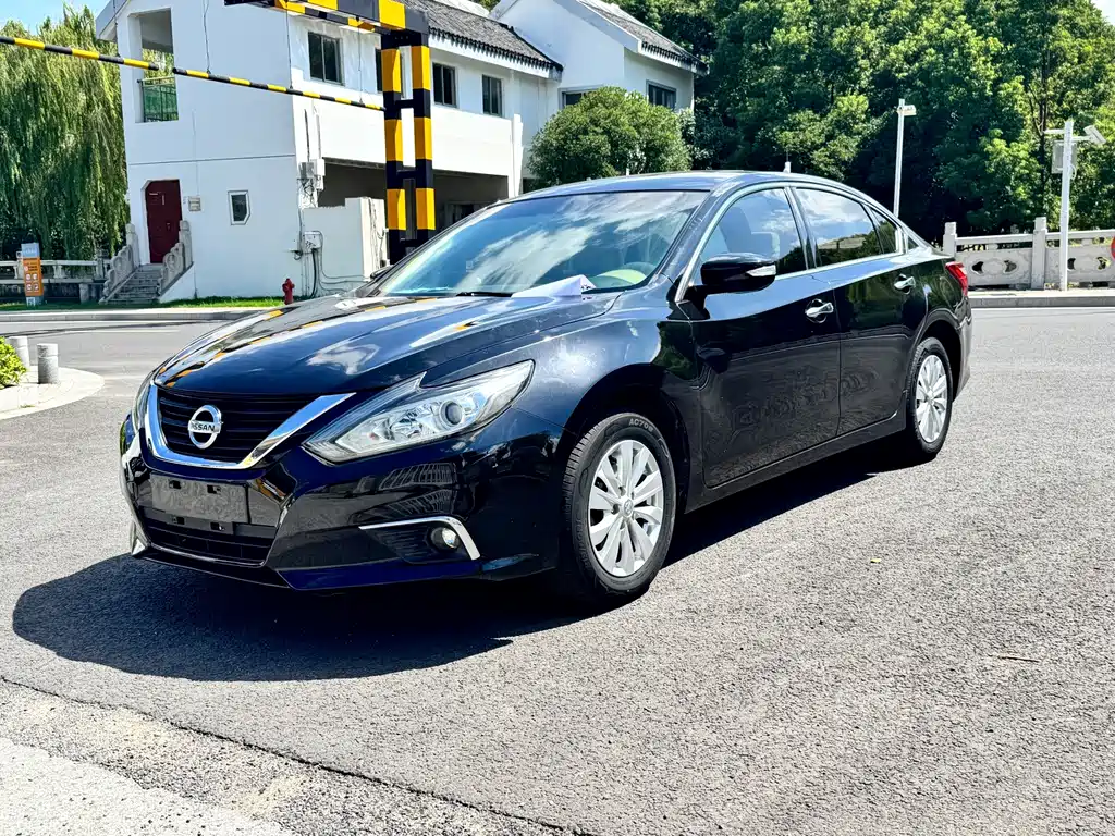 Nissan Teana — миниатюра 3