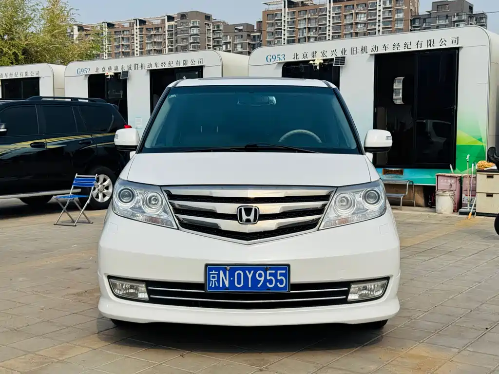Honda Elysion — миниатюра 2