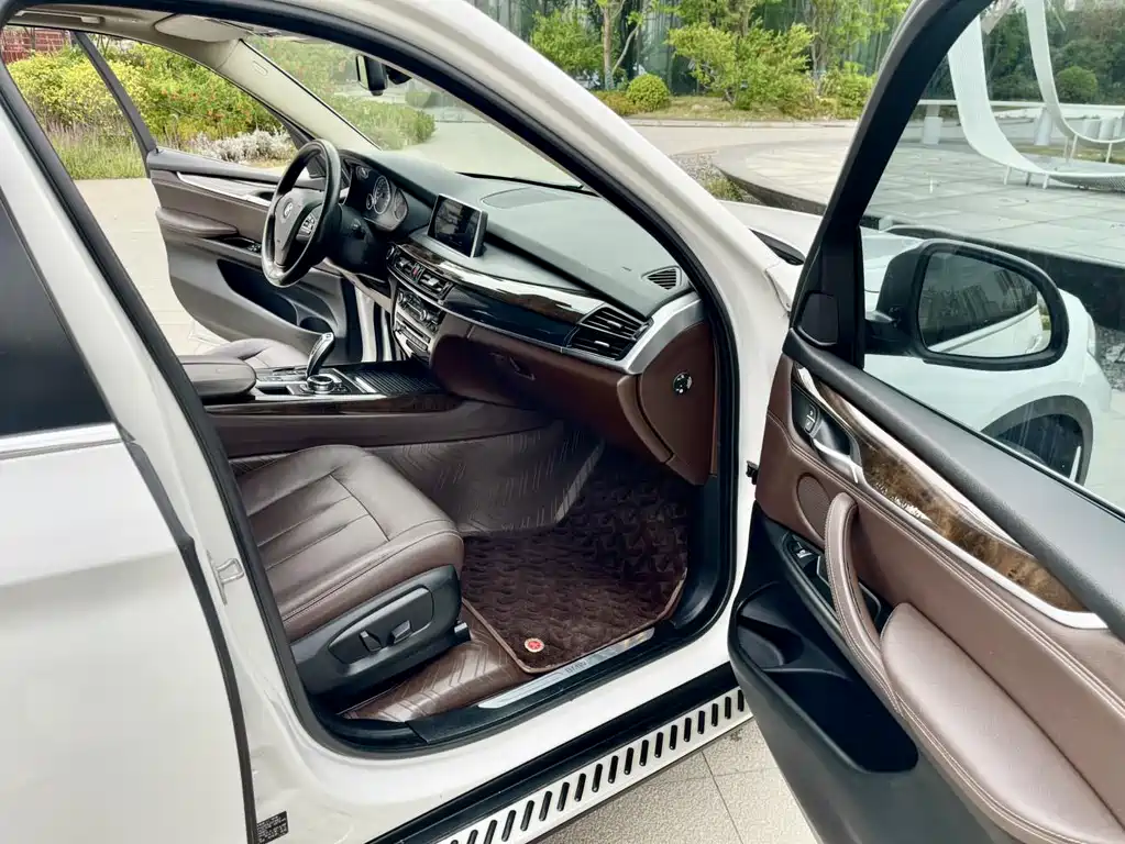 BMW X5 2014 xDrive35i Lead