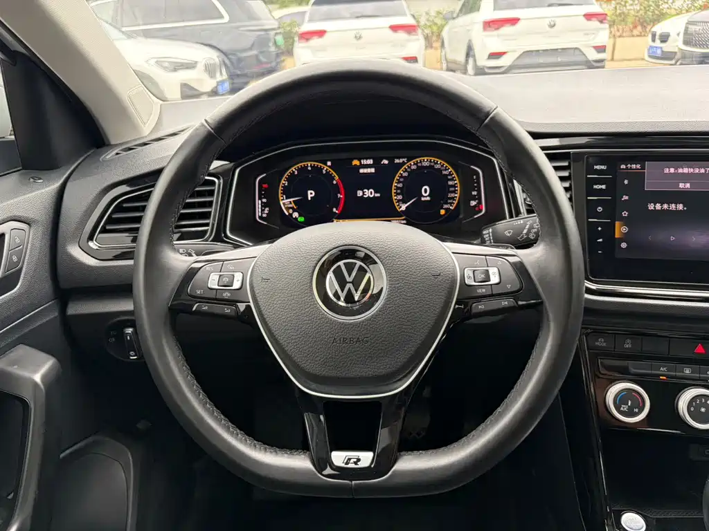 Volkswagen T-Roc — миниатюра 14