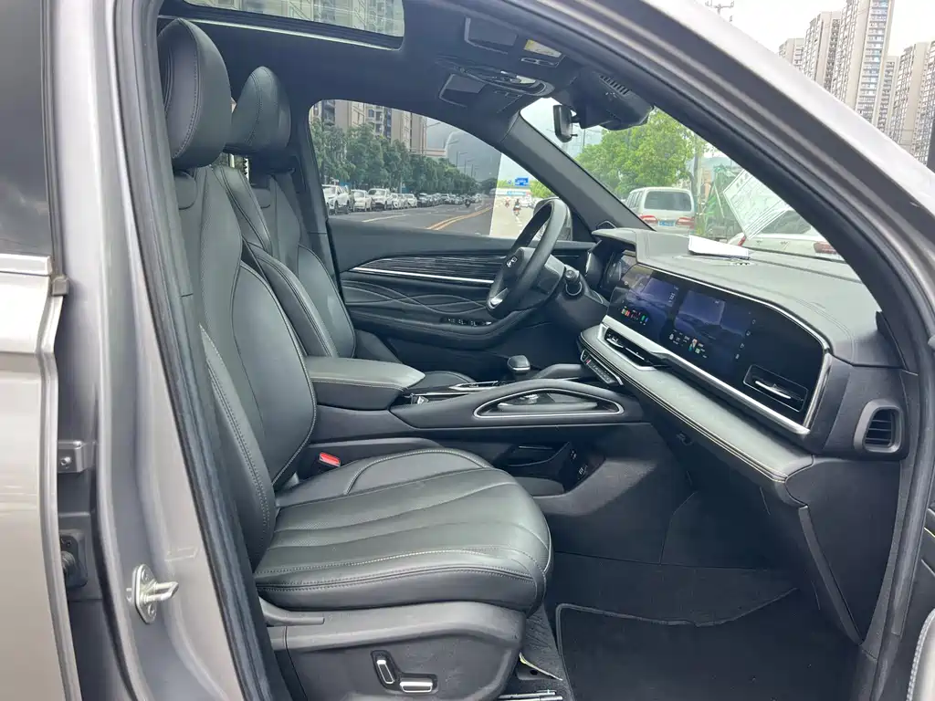 Geely Xingyue L — миниатюра 20
