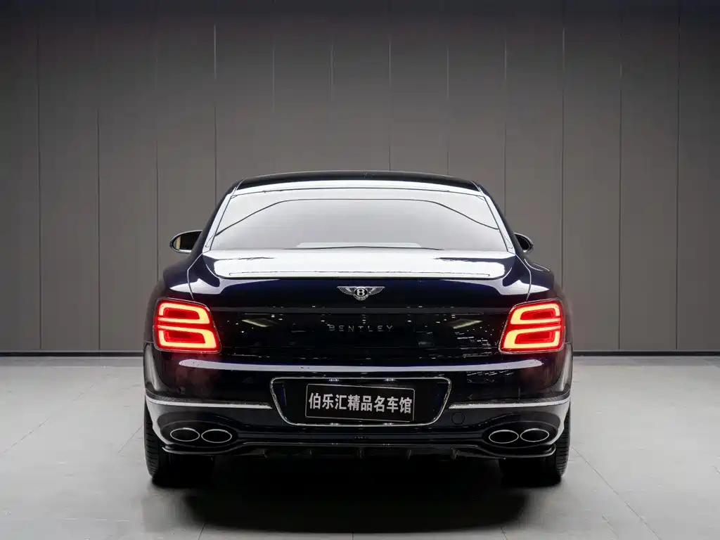 Bentley Flying Spur — миниатюра 7